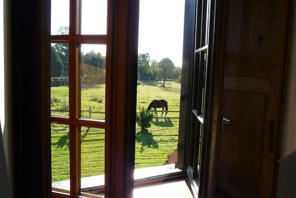 Gite : La Cochetiere : Ancienne Ferme 18Eme Villa Le Grais Luaran gambar